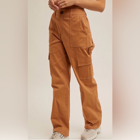 NWT Women's Wide Leg Copper Cargo Pants - Picture 3 of 7
